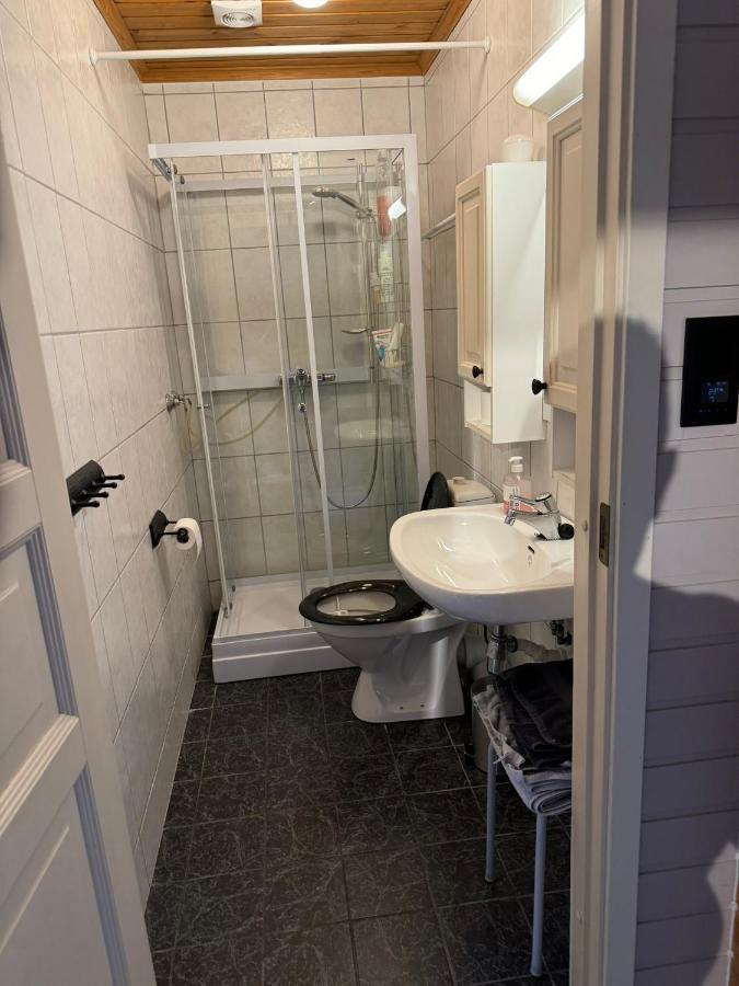 Very Centrally Located Apartment With Free Parking Tromso Exterior photo